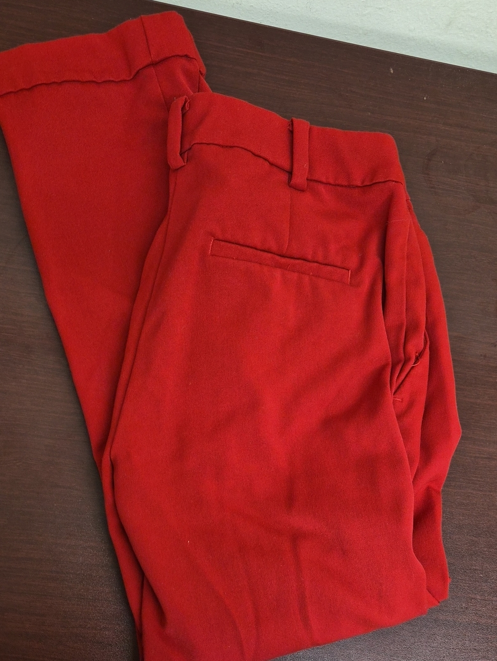 LOFT Red Cropped Ankle Pants Size 4